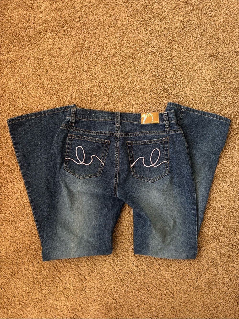 Women's Bootcut Jeans in Dark Blue with Signature Pocket Stitching